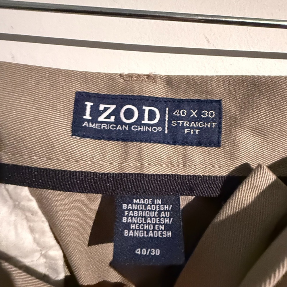 Izod American Chino Straight Mens Pants Size 40/30 NWT - Picture 3 of 5